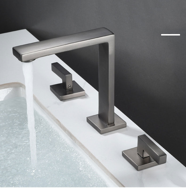 Torneira Para Banheiro/Lavabo Misturadora Quente e Fria Cuba Baixa Bravessi Duo