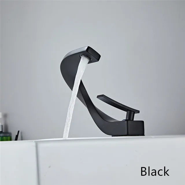 Torneira Para Banheiro Monocomando Quente e Fria DolceAqua