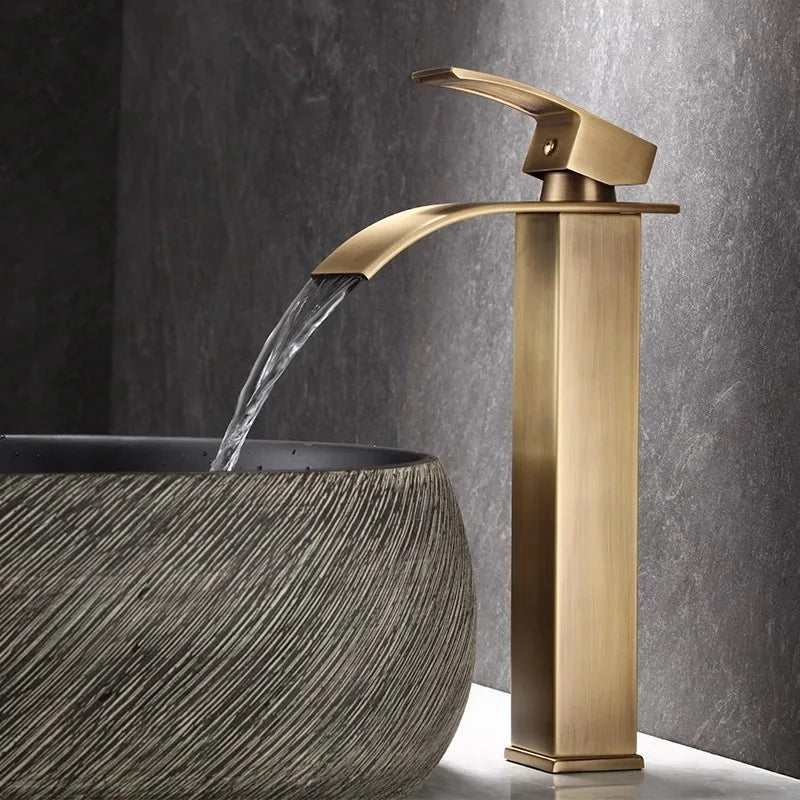 Torneira Para Banheiro / Lavabo Monocomando Ouro Antigo Quente e Fria